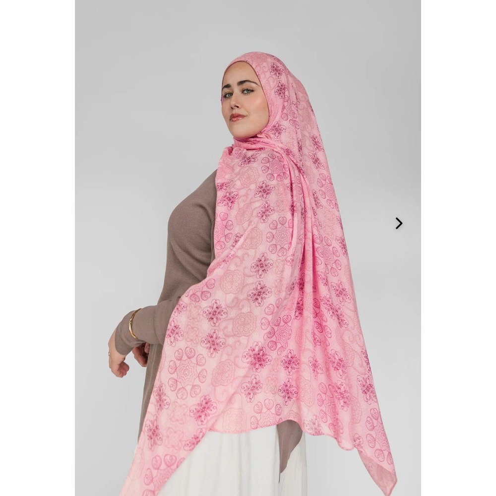 NWT VELA Pink Mosaic Lace Modal Hijab Standard Size Scarf Sealed